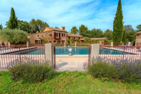 Family house for rent in Roussillon Villa Solandra